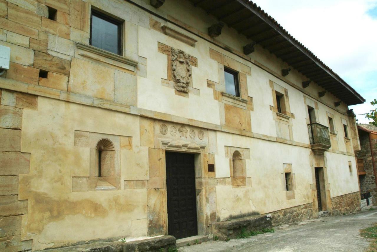 Palacio Rural De Inguanzo De Cabrales Villa Exterior photo